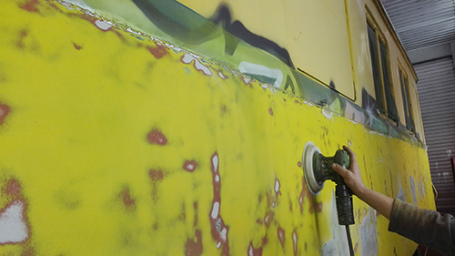 Vasúti kocsik felújítása